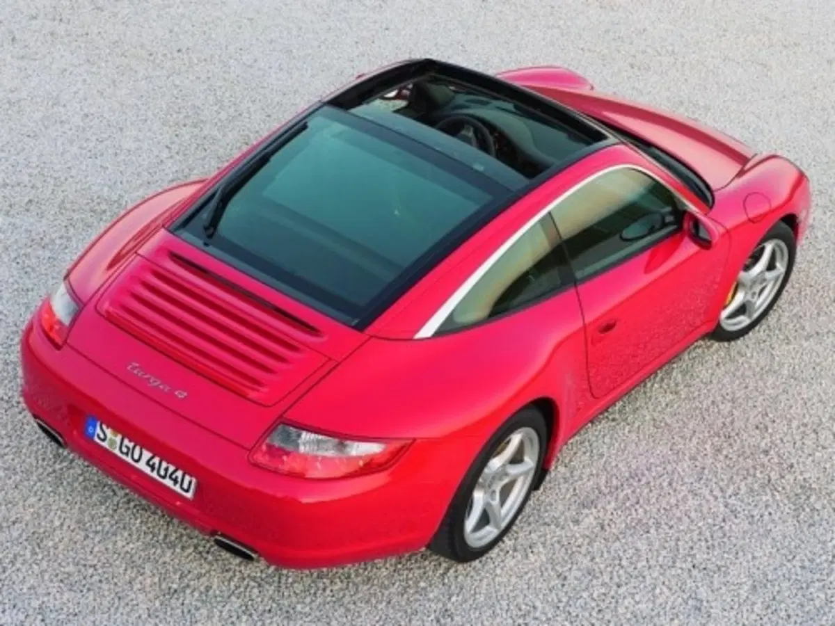 Porsche 911 Targa 4 e 4S (6)