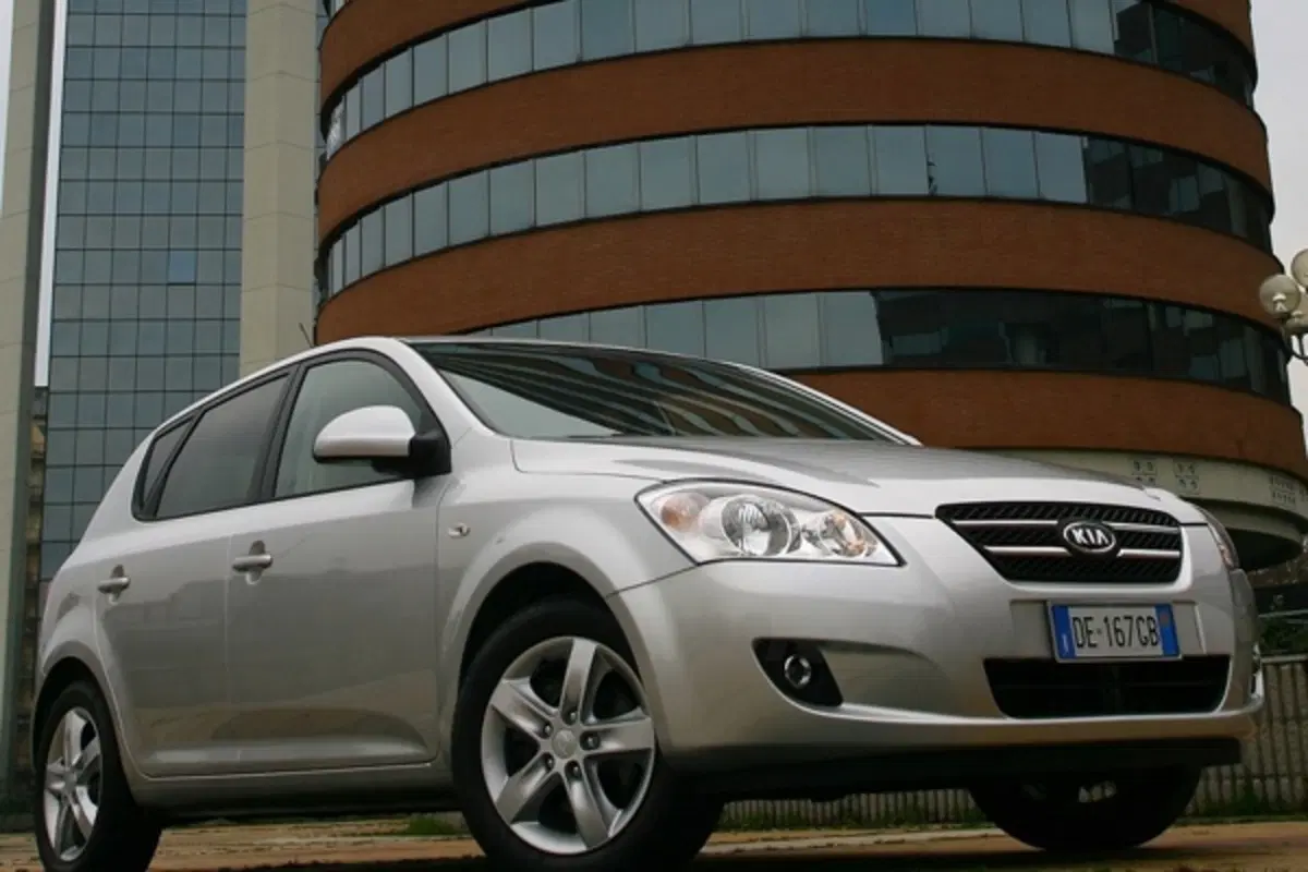 Kia cee'd (8)