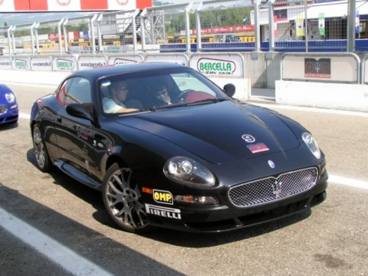 Maserati GranSport (2)