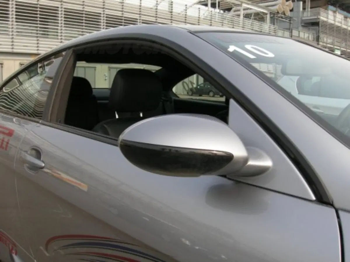 Bmw Serie 6 Coupè (2)