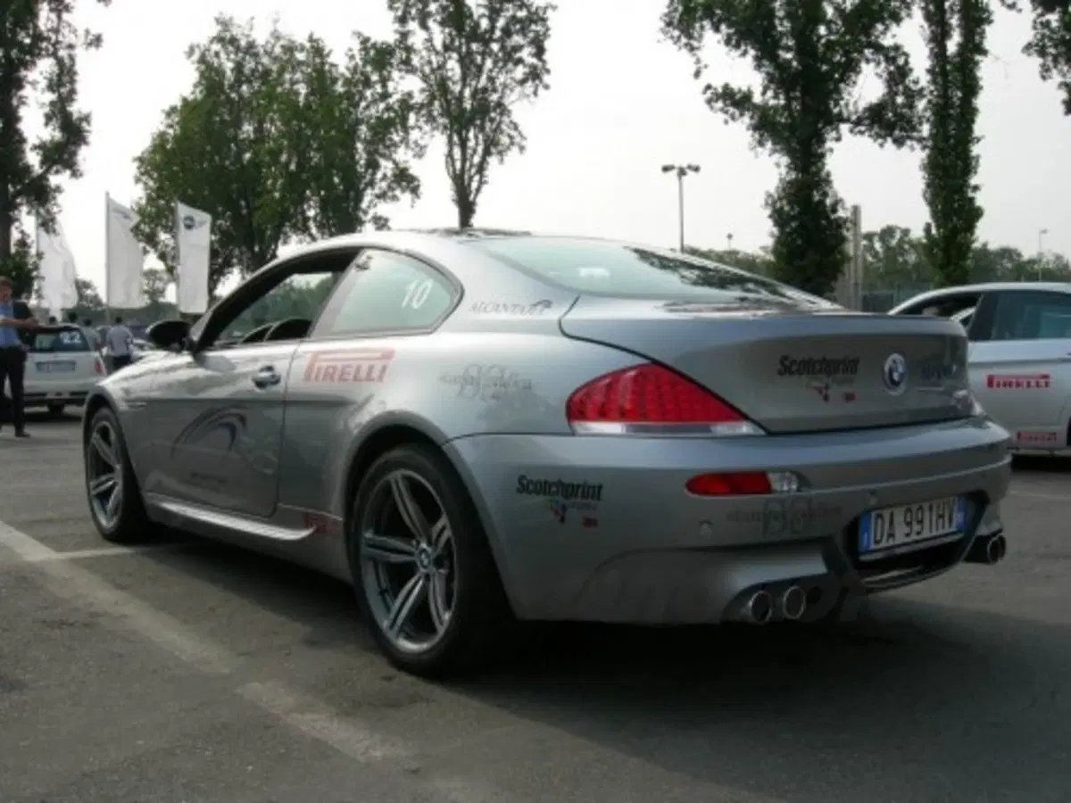 Bmw Serie 6 Coupè (12)