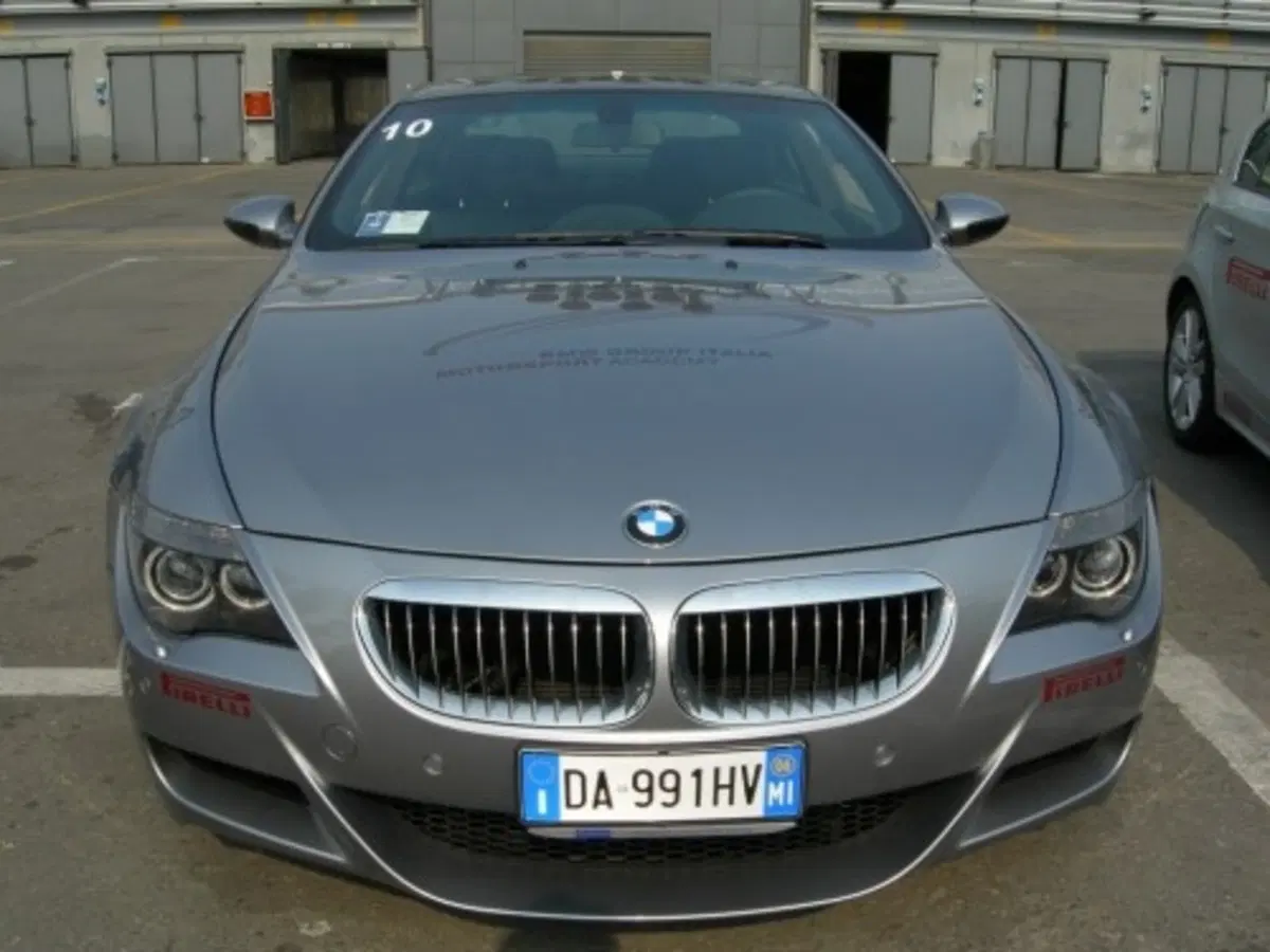 Bmw Serie 6 Coupè (13)