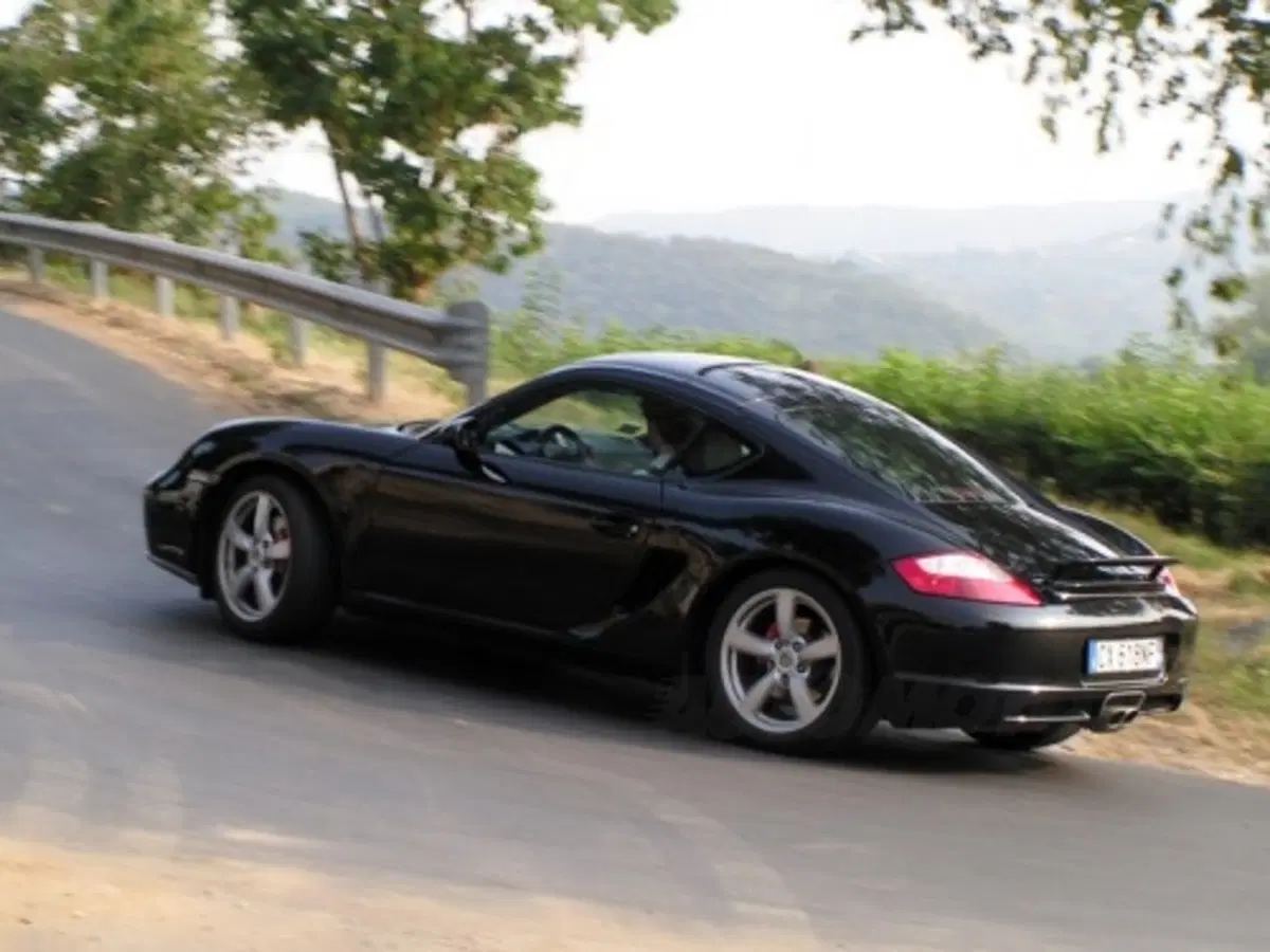 Porsche Cayman (31)