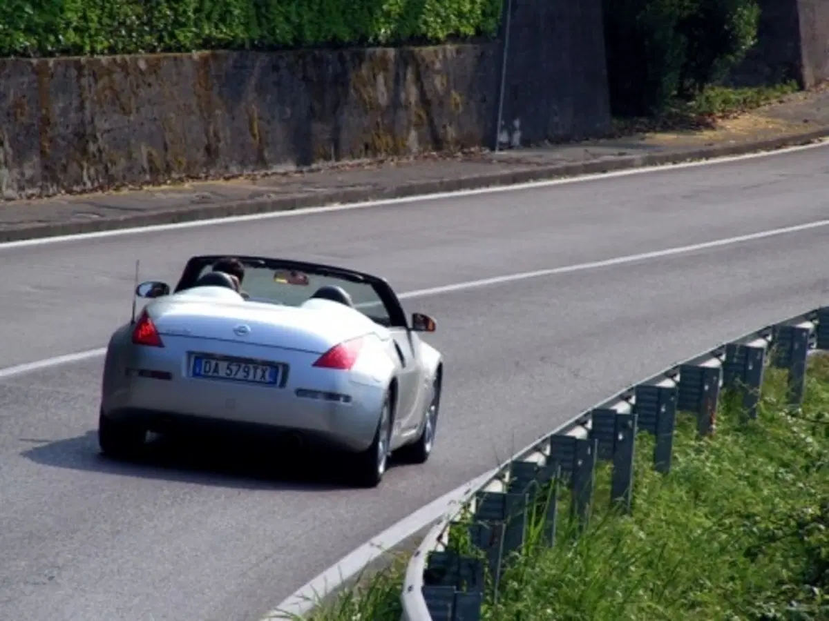 Nissan 350Z (3)