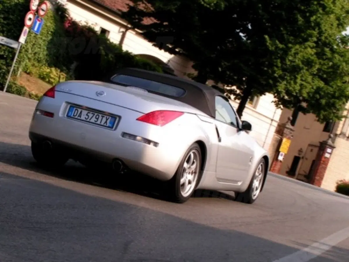 Nissan 350Z (10)