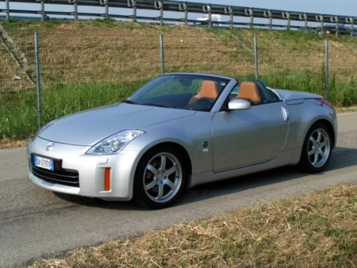 Nissan 350Z (21)