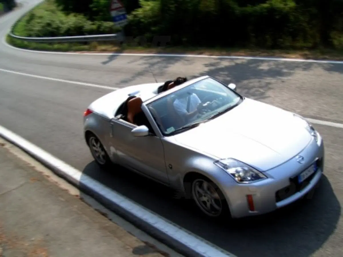 Nissan 350Z (33)