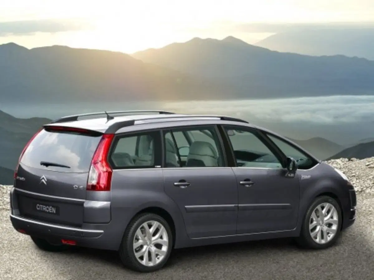 Citroen C4 Picasso (2)