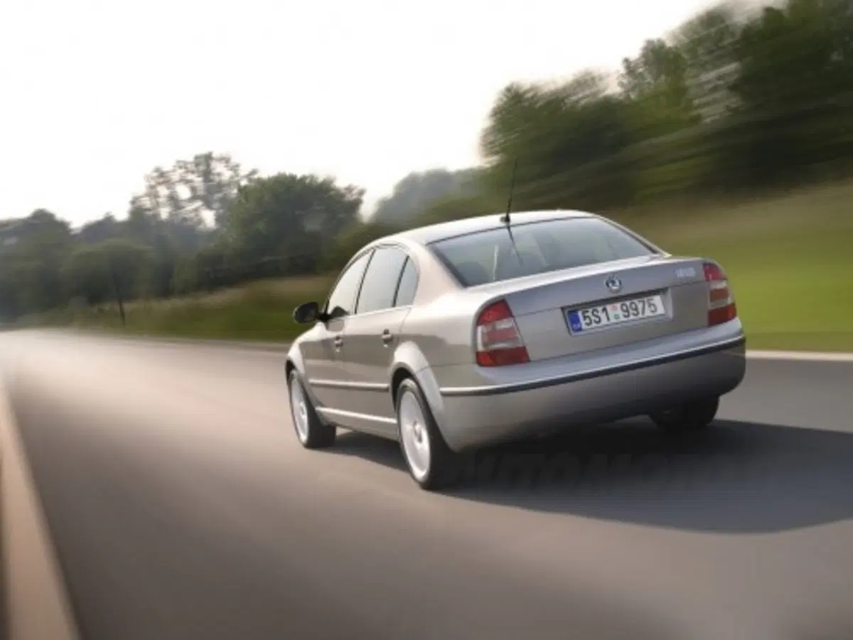 Skoda Superb restyling (2)