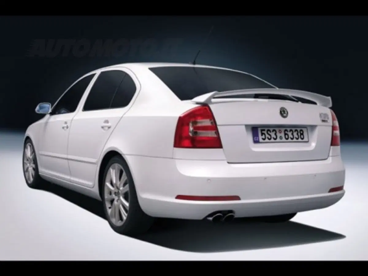 Skoda Octavia RS TDI (2)