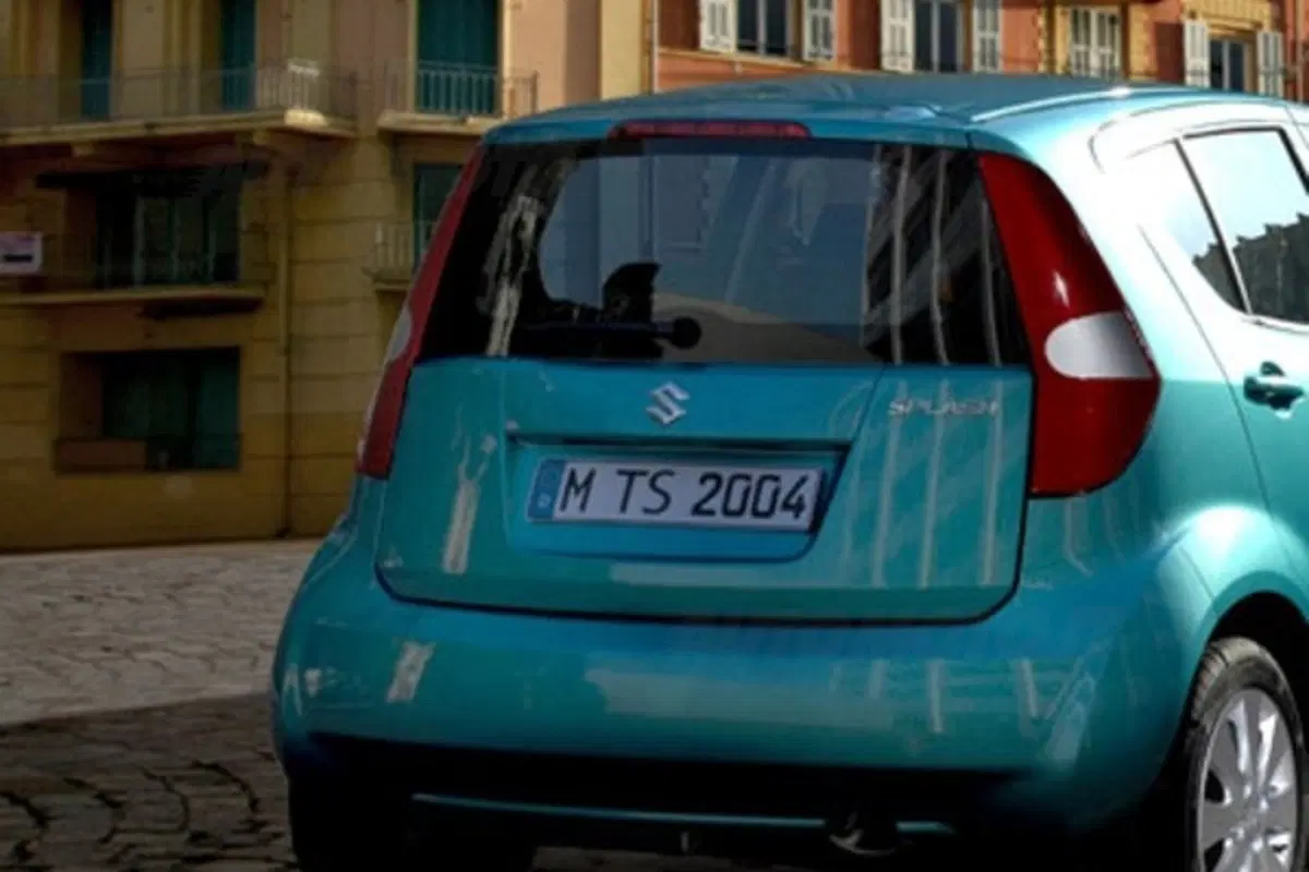 Suzuki Splash (5)