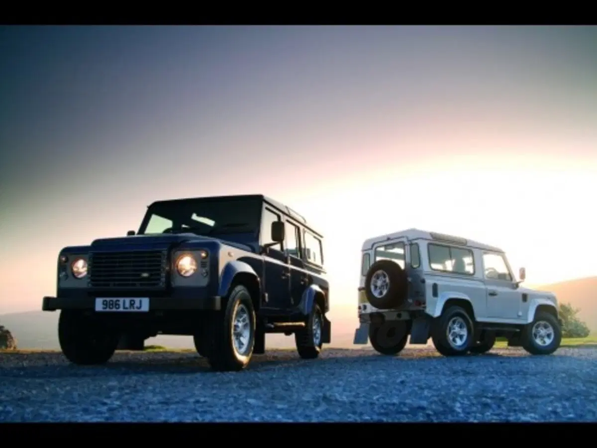 Land Rover Defender restyling (7)