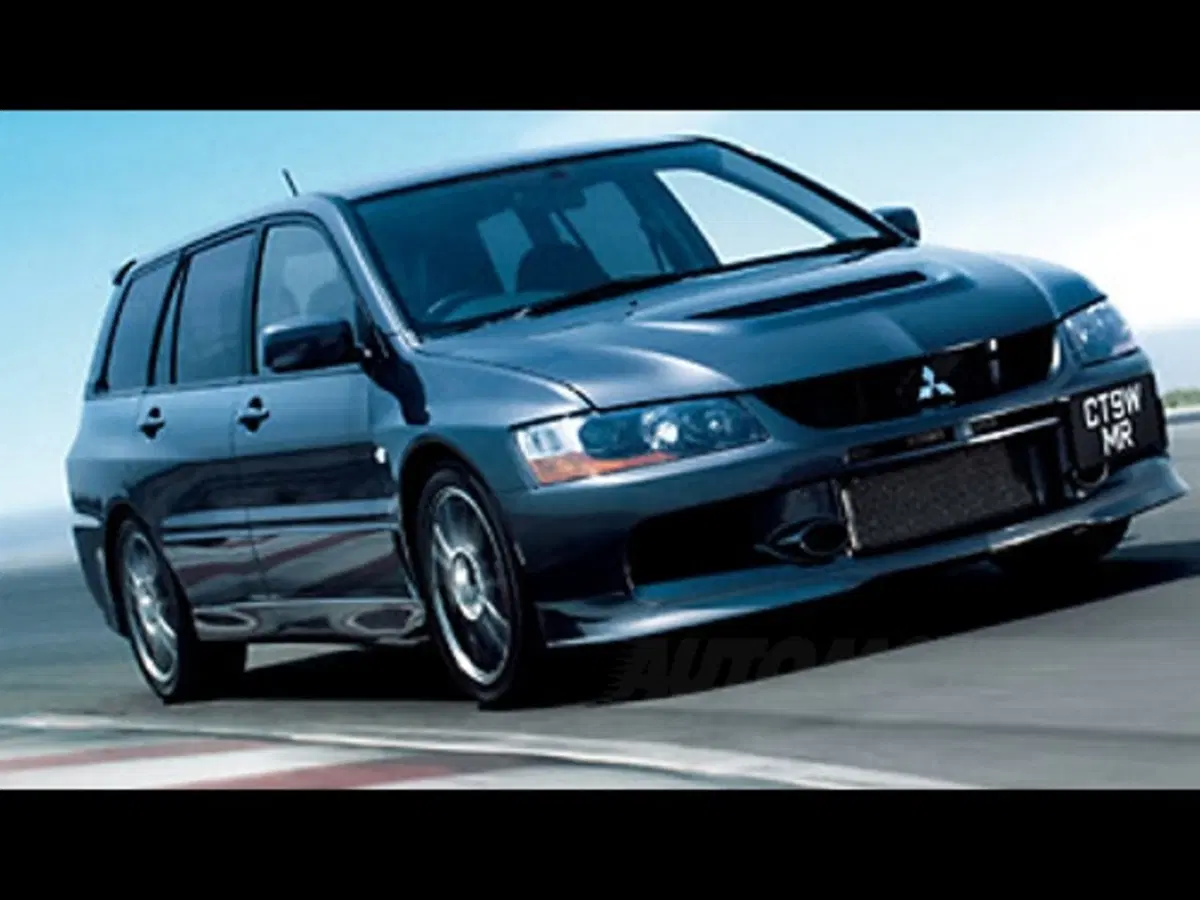 Mitsubishi Lancer Evo IX MR (4)