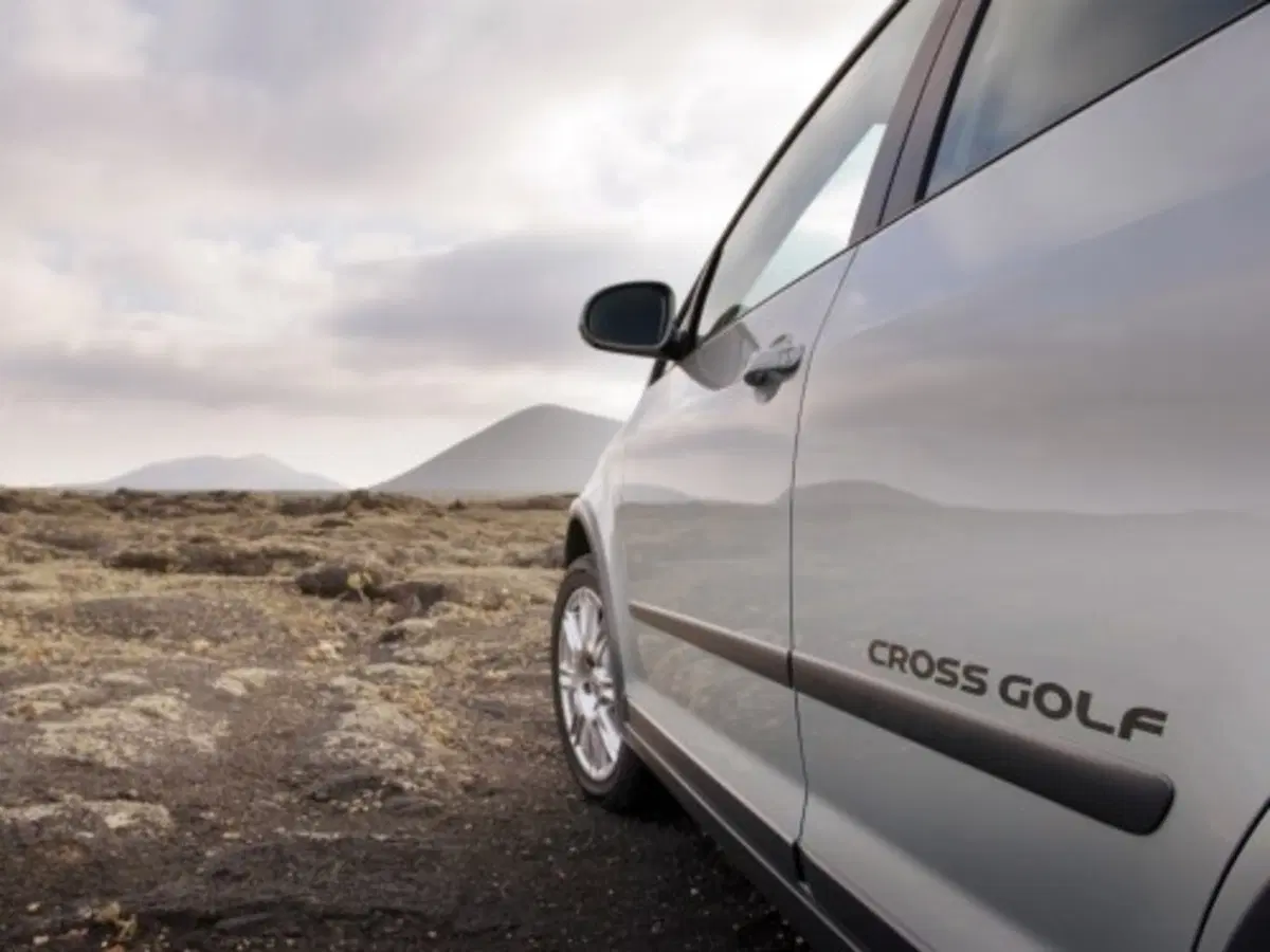 Volkswagen CrossGolf (7)