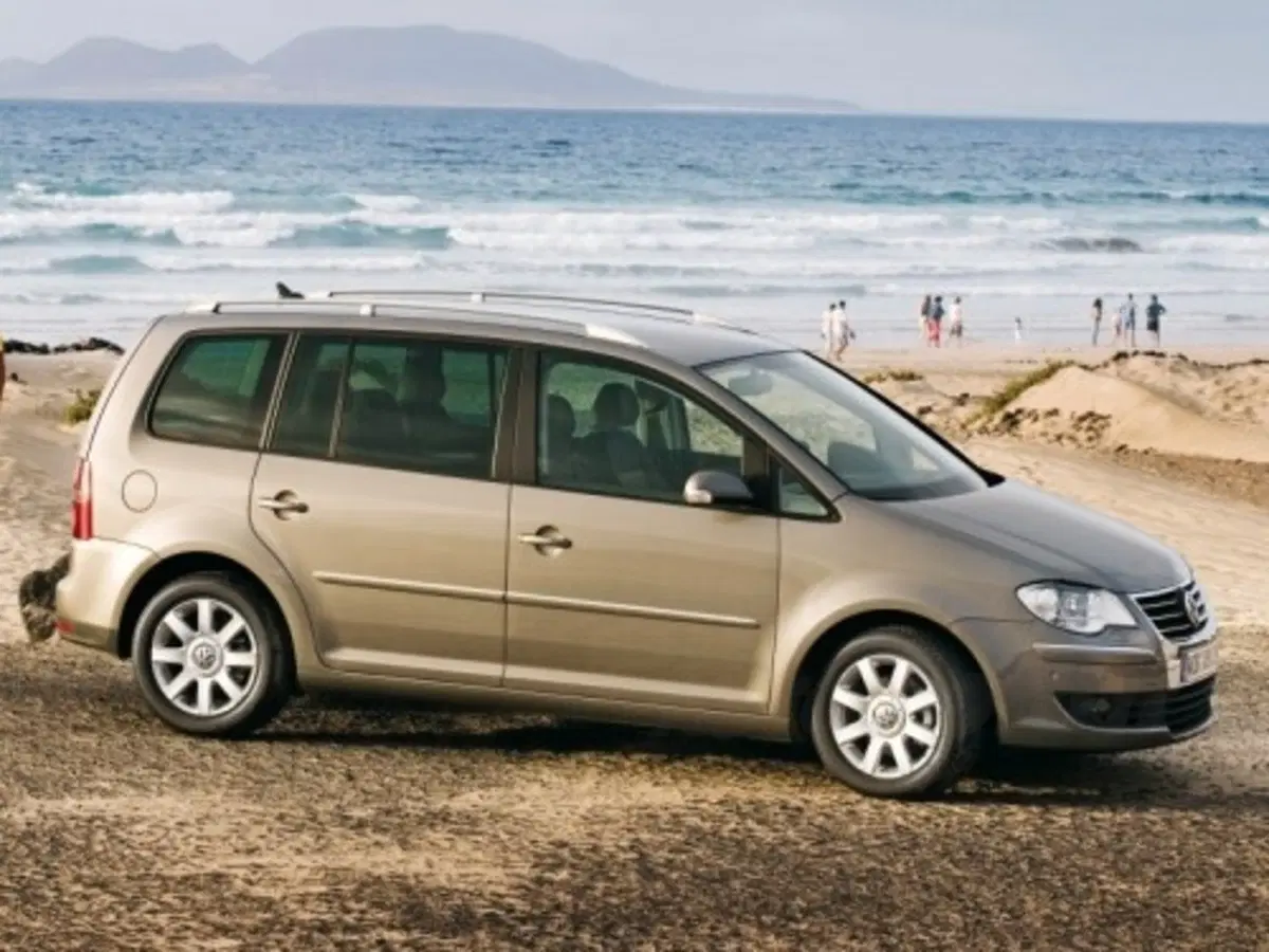 Nuova Volkswagen Touran (2)