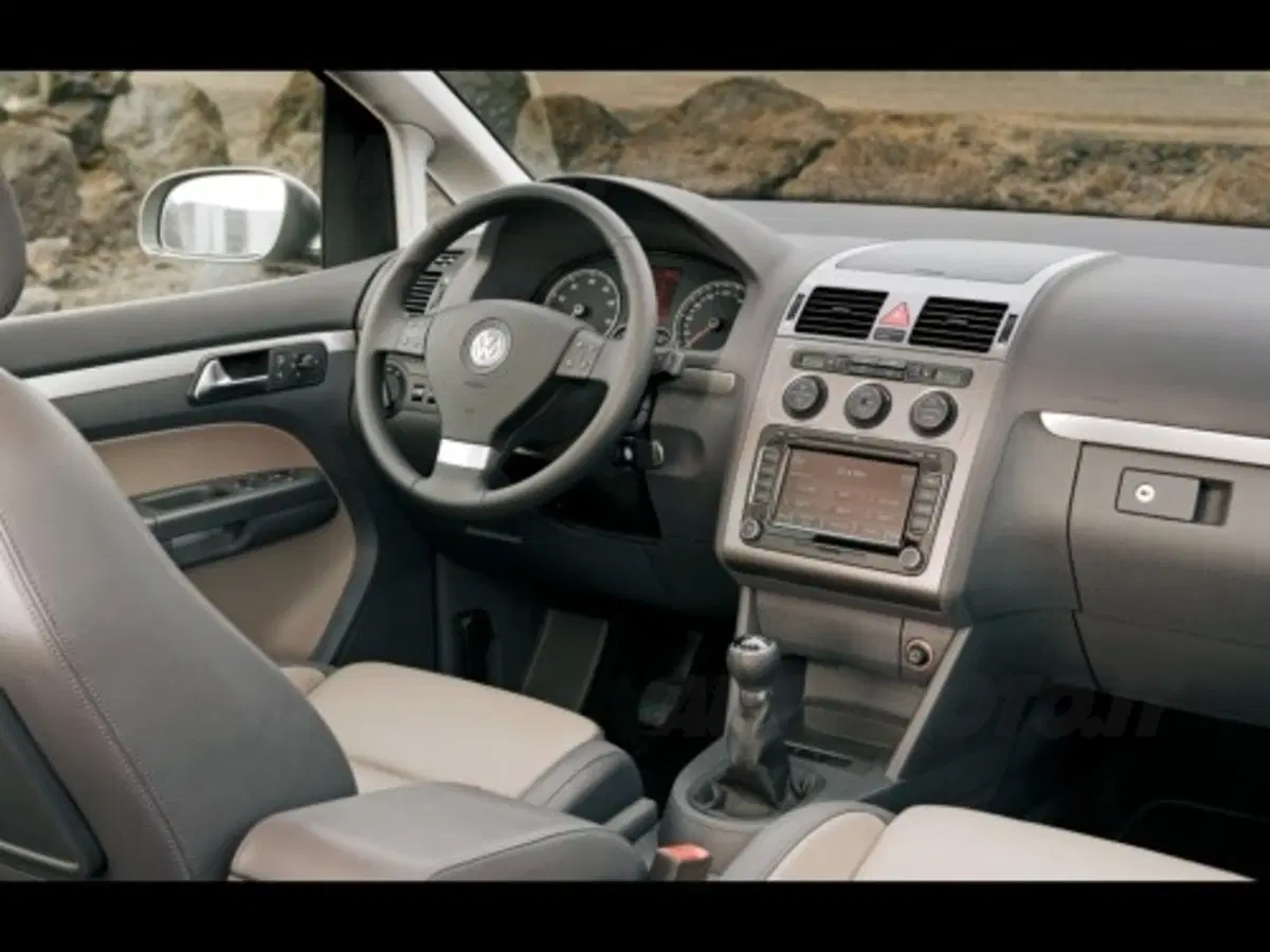 Nuova Volkswagen Touran (6)