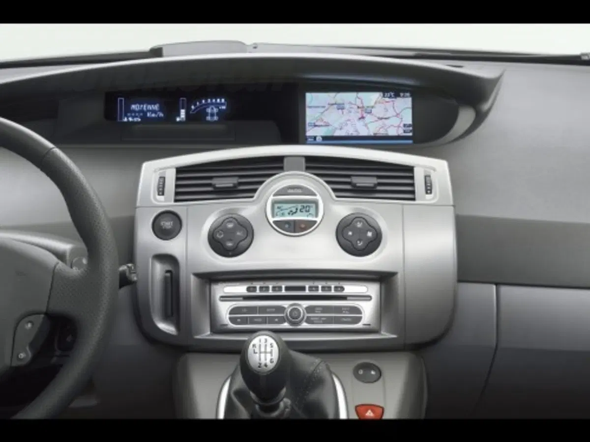 Nuova Renault Scenic 2007 (15)