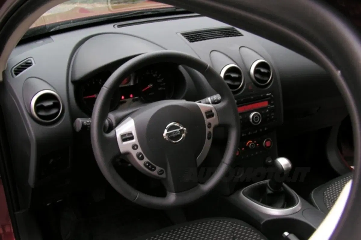 Nissan Qashqai (9)