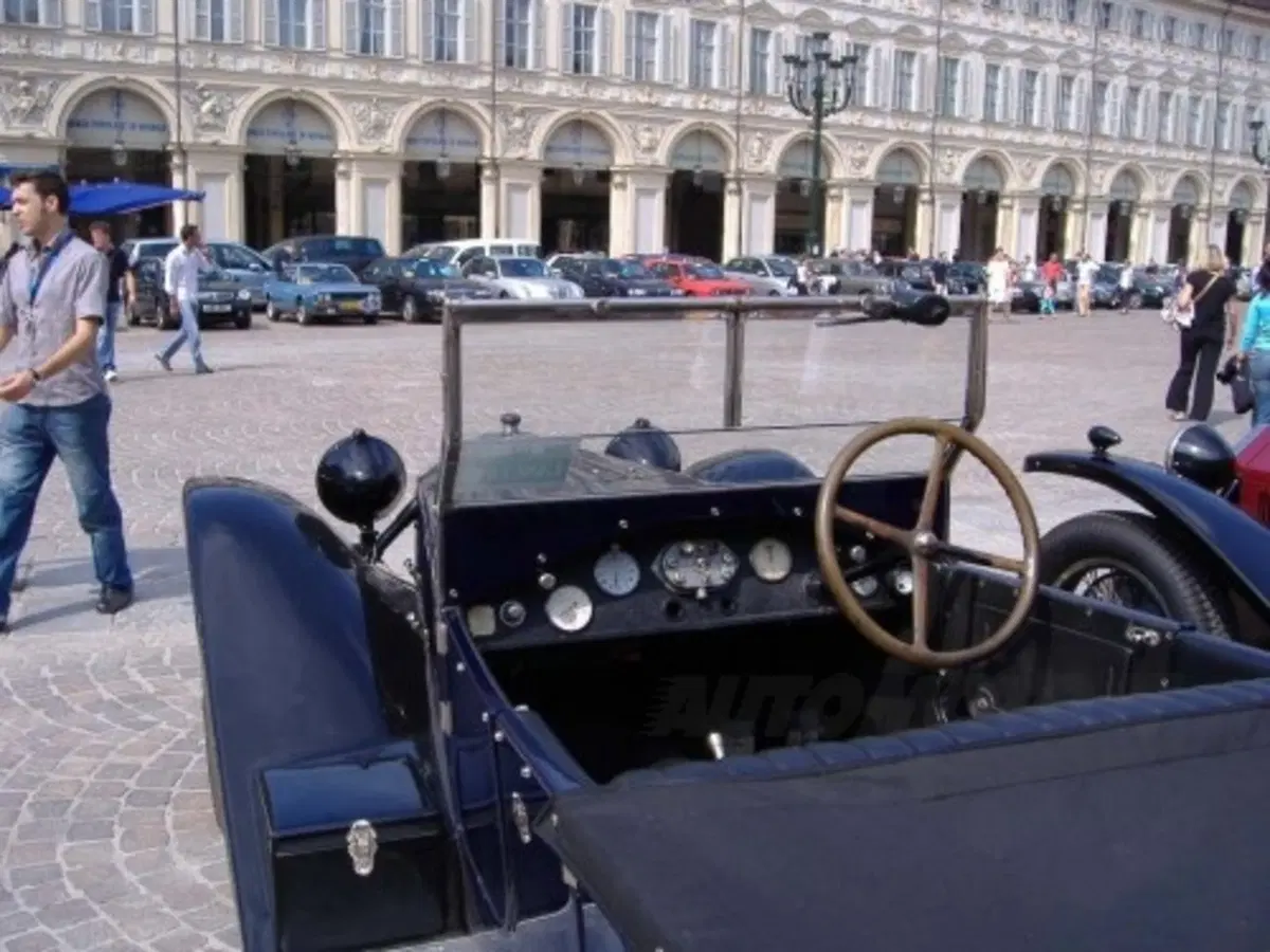Centenario Lancia (22)