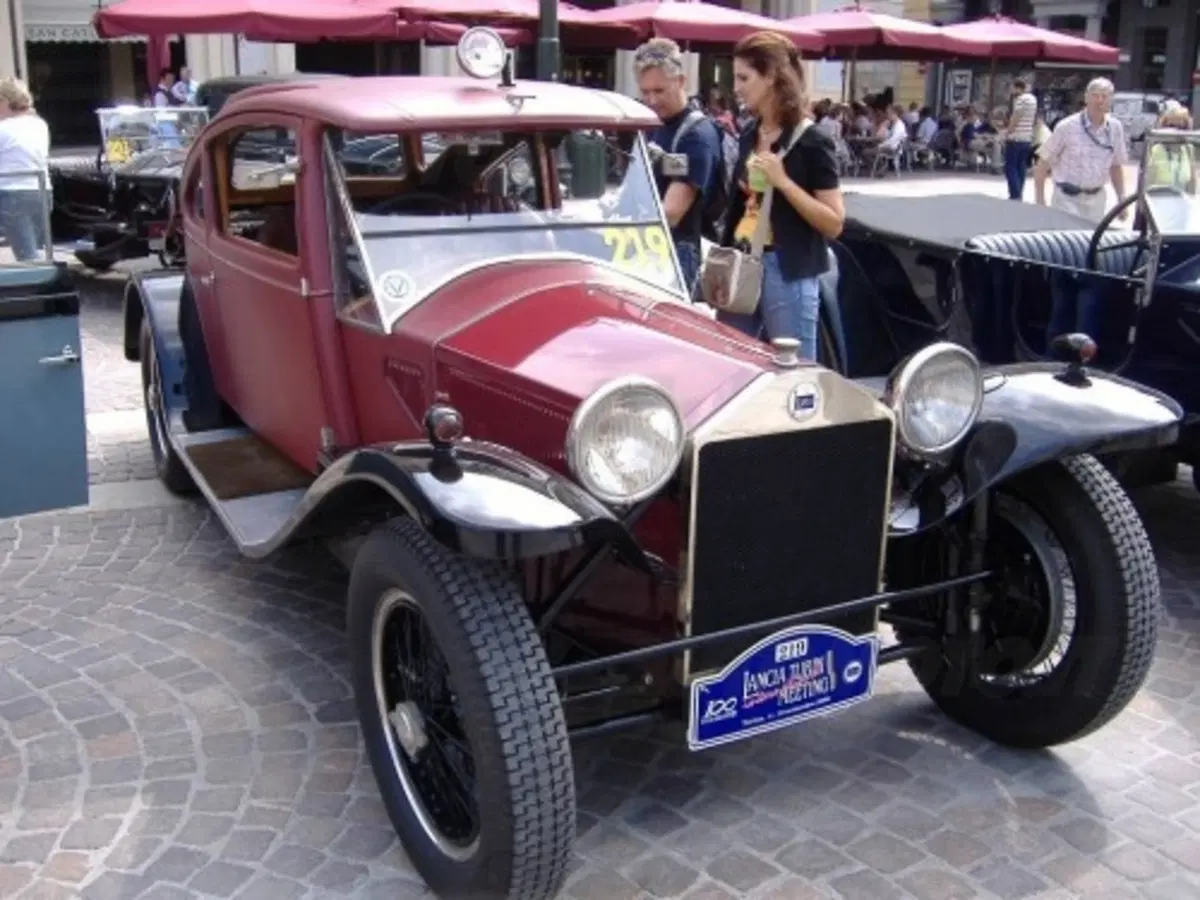 Centenario Lancia (44)