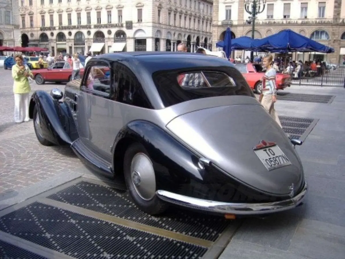 Centenario Lancia (62)