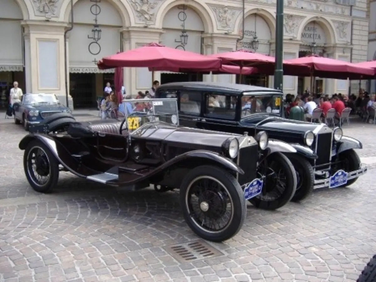 Centenario Lancia (66)
