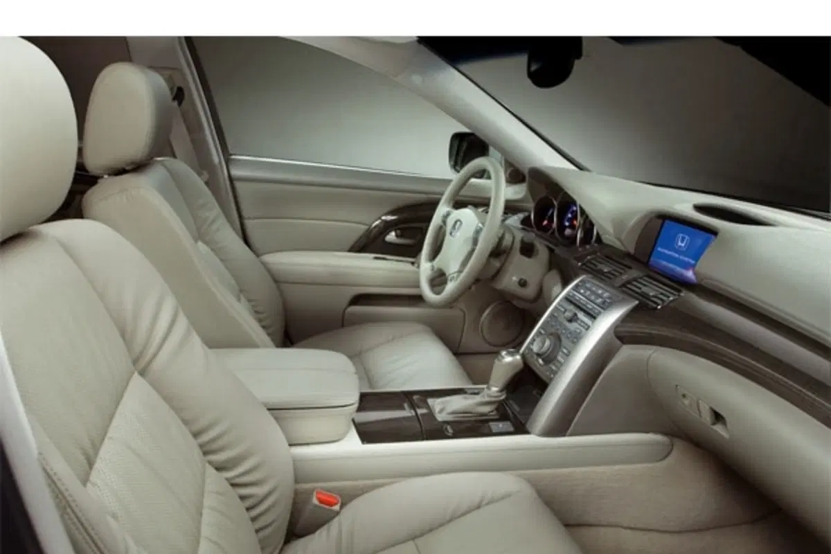 Honda Legend restyling (3)