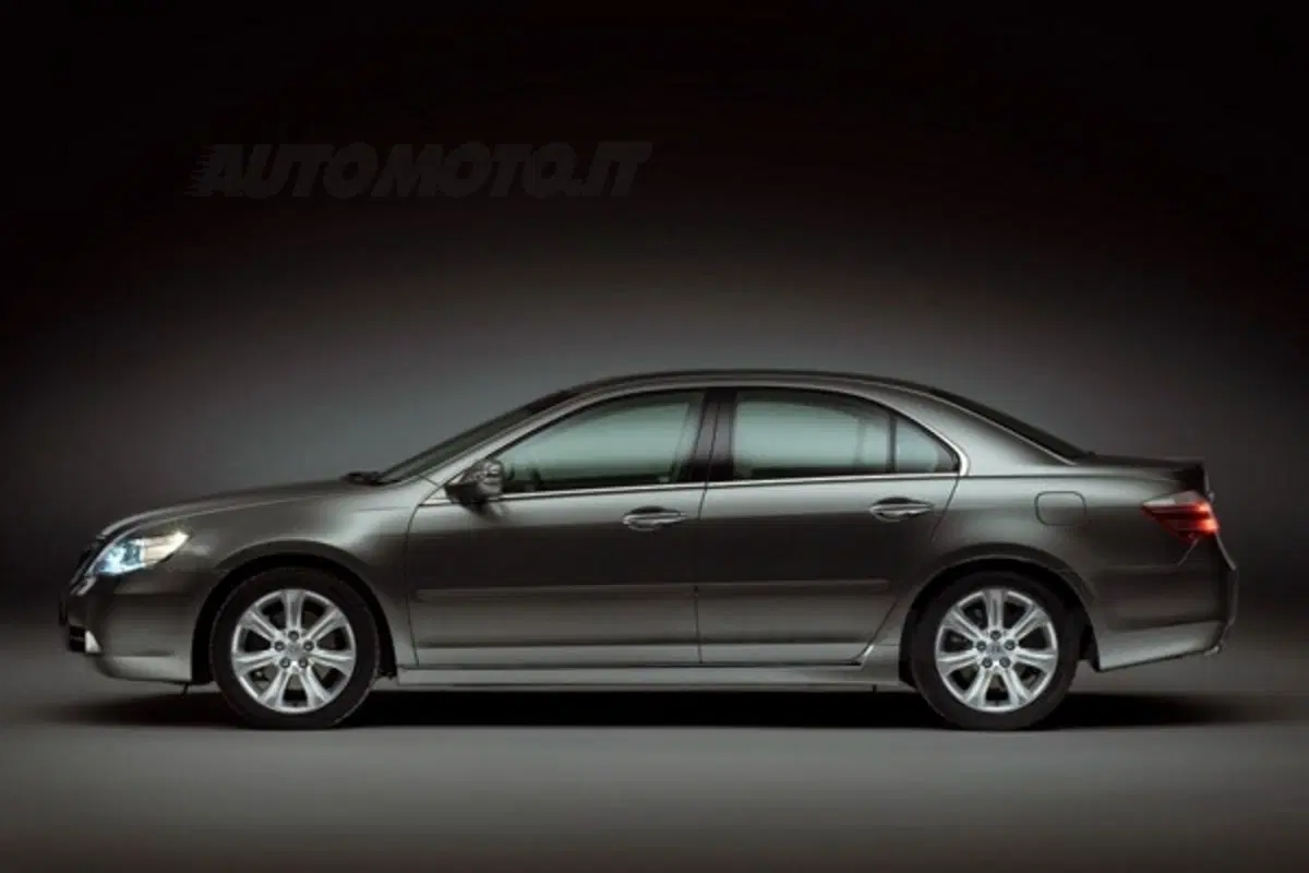 Honda Legend restyling (9)