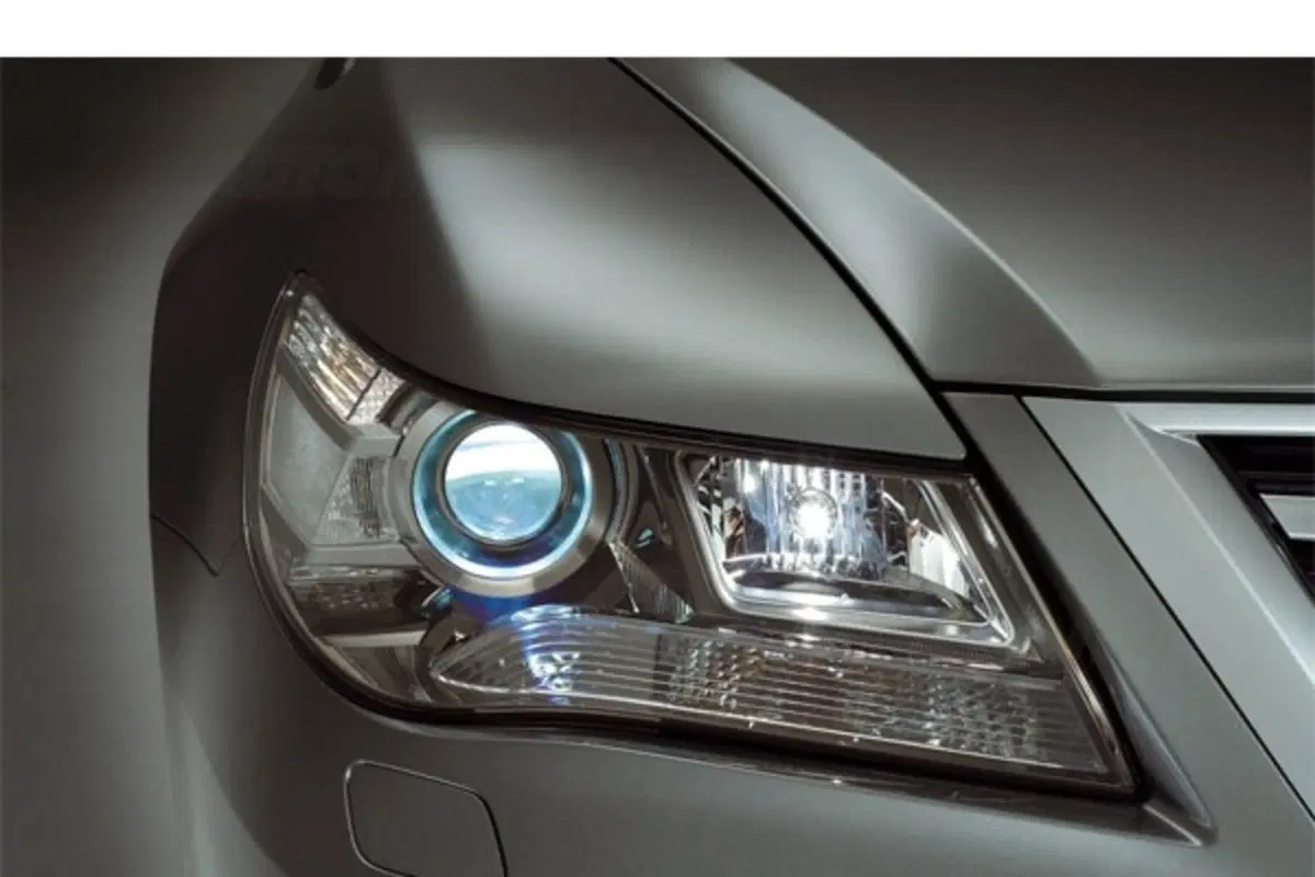 Honda Legend restyling (11)