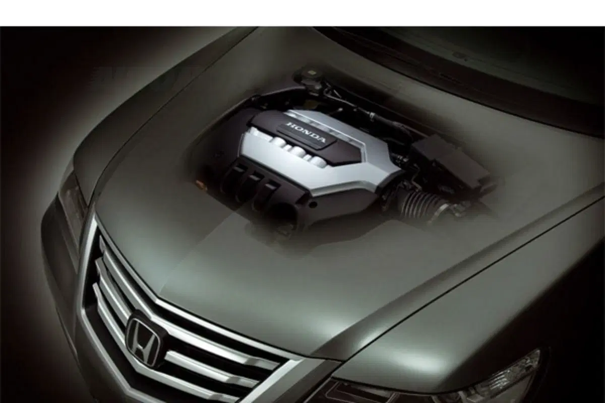 Honda Legend restyling (13)