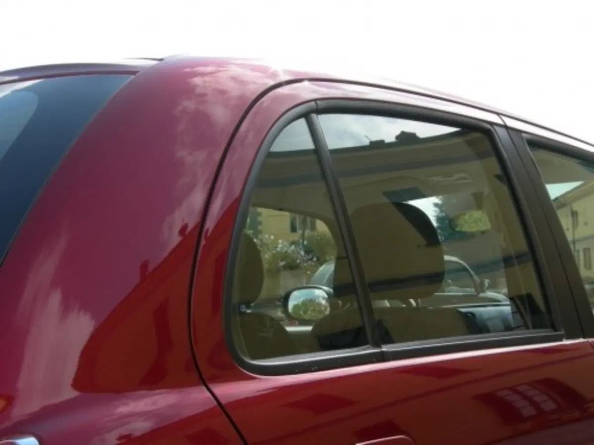 Daihatsu Trevis (20)