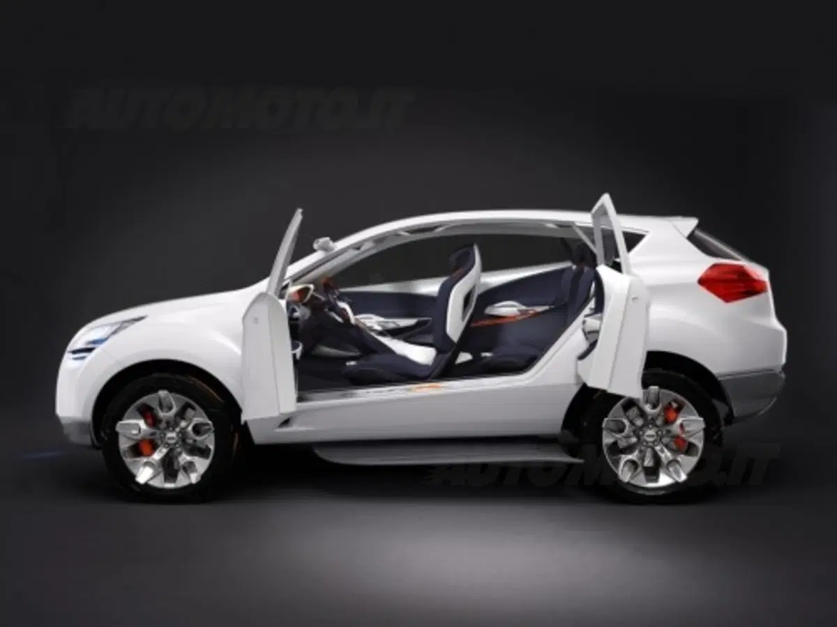 Ford Iosis X (12)