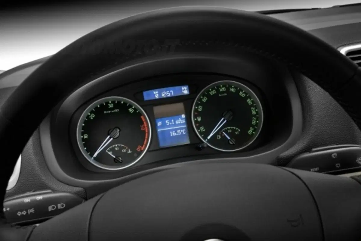Skoda Roomster (8)