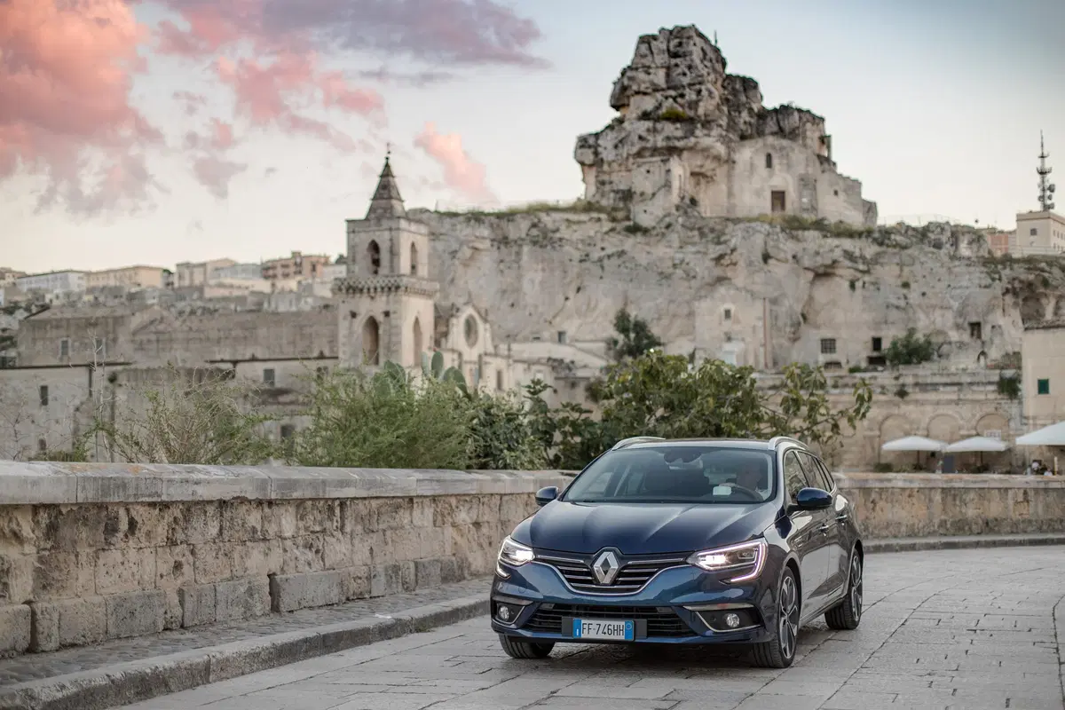 Nuova Renault Megane Sporter [Video prime impressioni] (11)