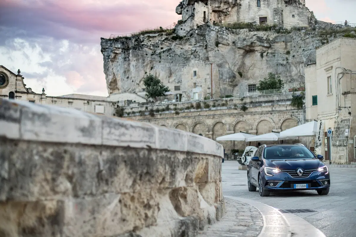 Nuova Renault Megane Sporter [Video prime impressioni] (12)