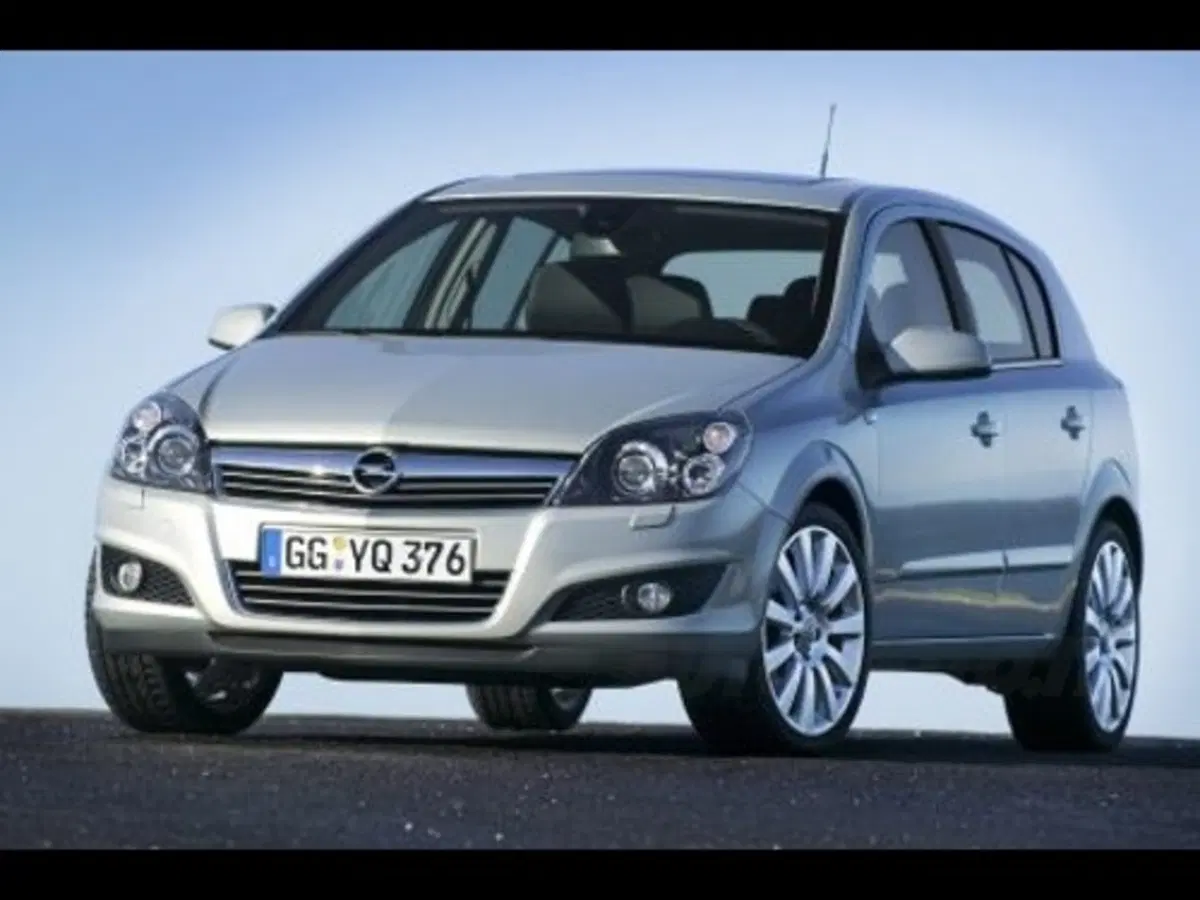 Opel Astra restyling