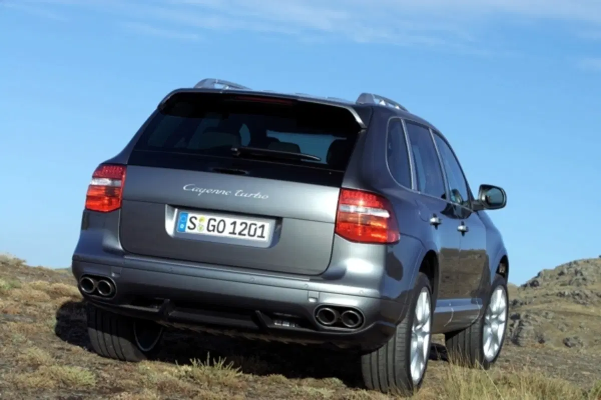 Porsche Cayenne (13)