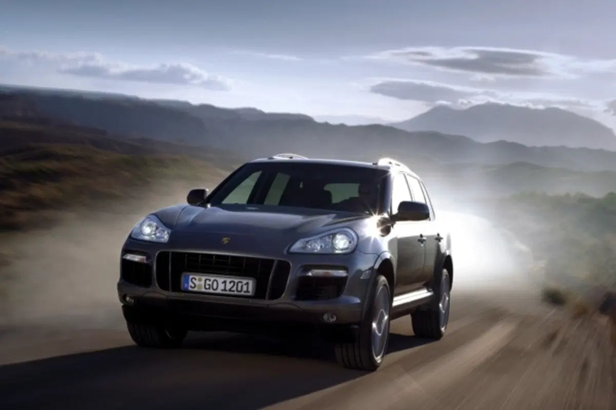 Porsche Cayenne (22)
