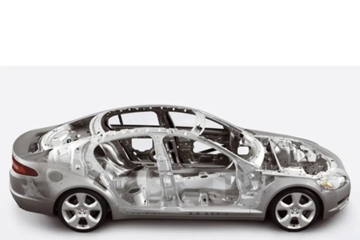 Jaguar XF (25)