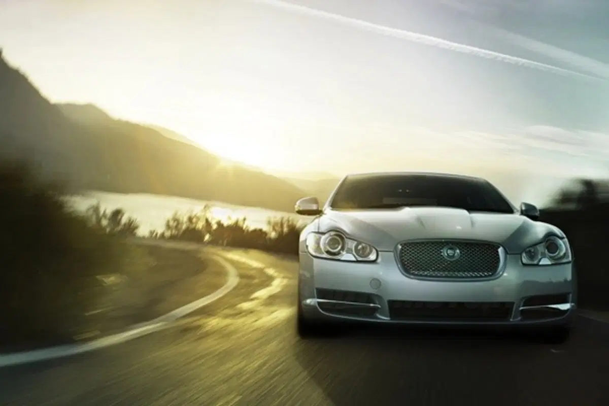Jaguar XF (30)