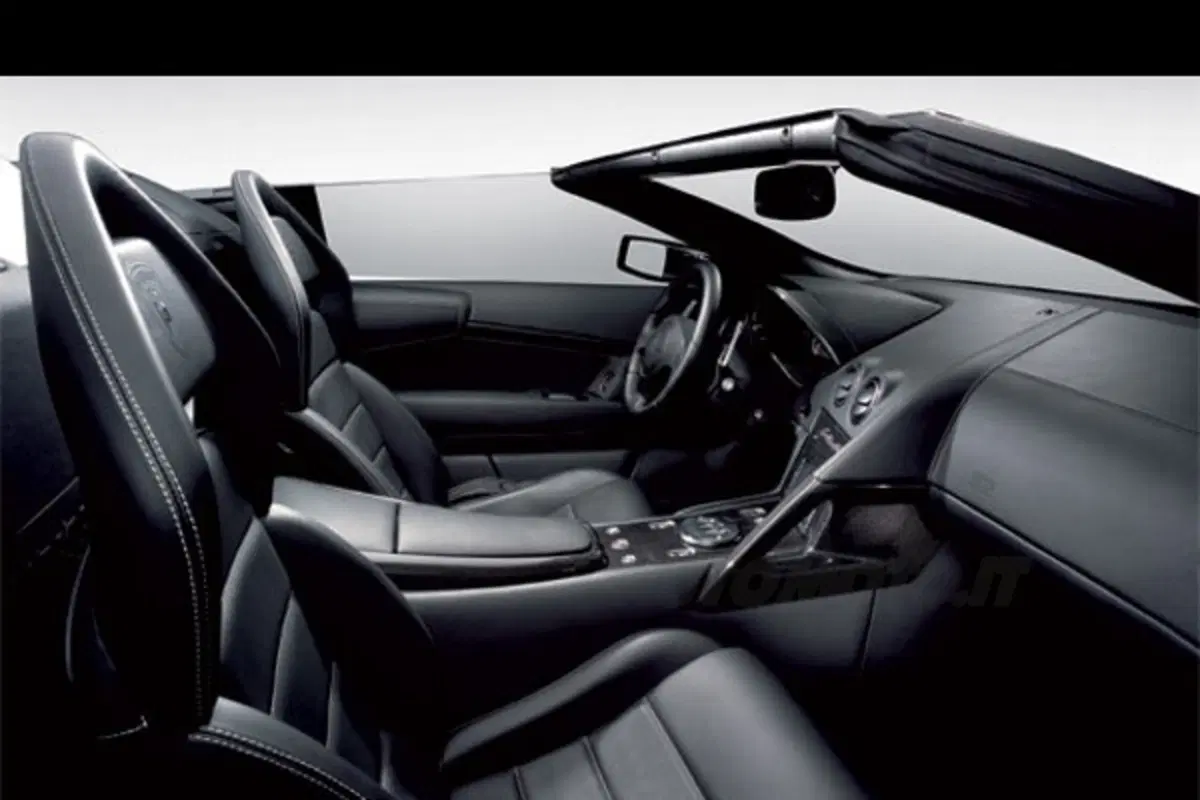 Lamborghini Murcielago LP640 Roadster (5)