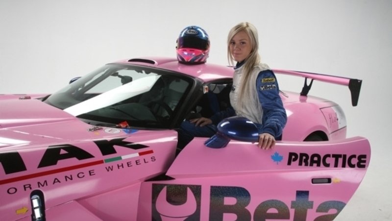 Alessia Belometti su Viper GT3 al MotorShow