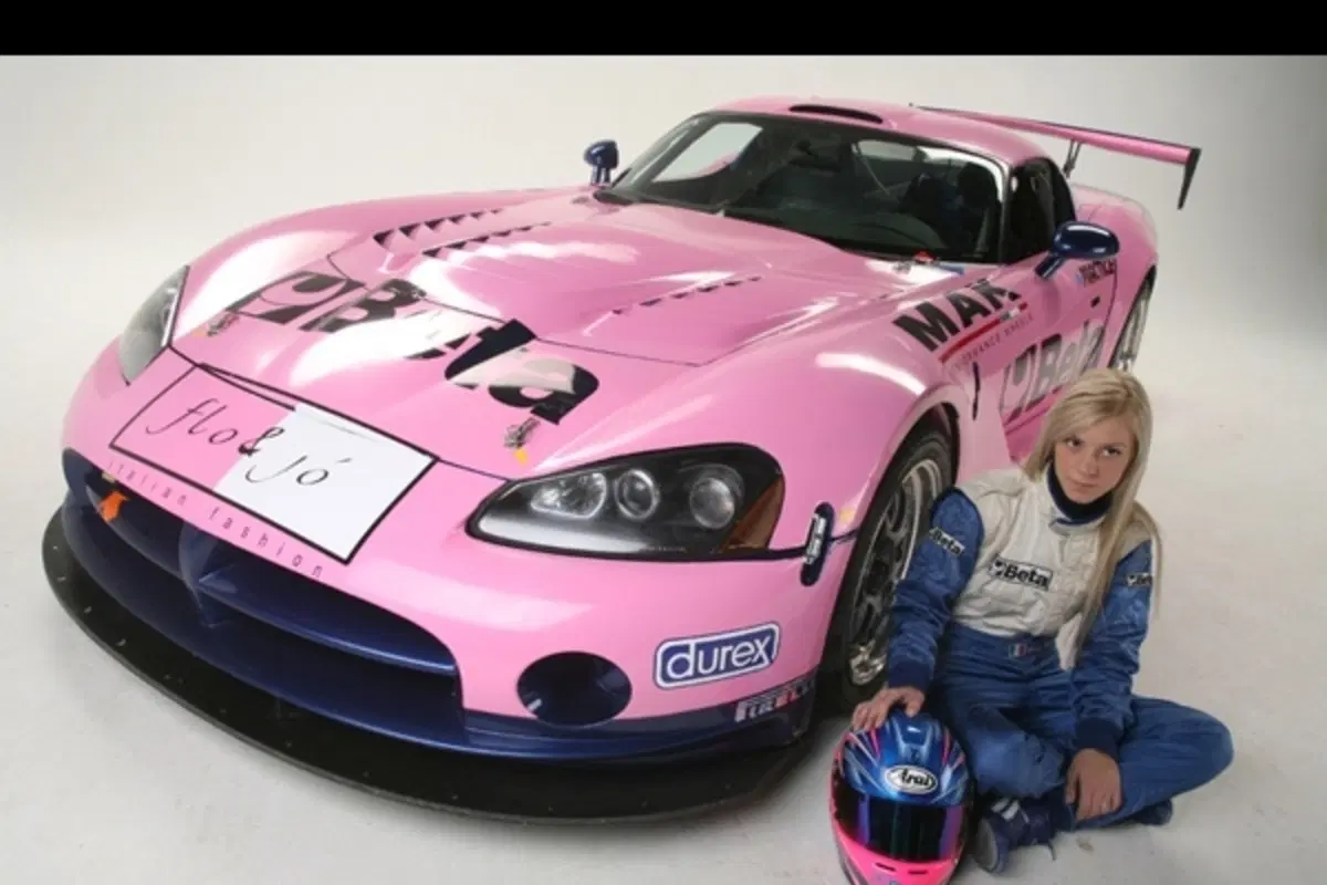 Alessia Belometti su Viper GT3 al MotorShow (4)