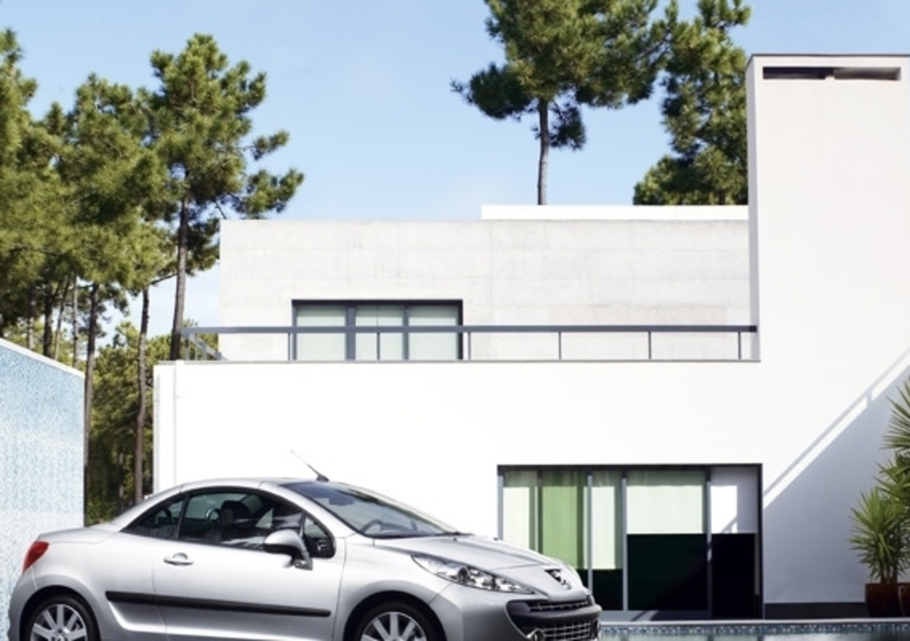 Peugeot 207 CC - News, Foto, Video, Listino