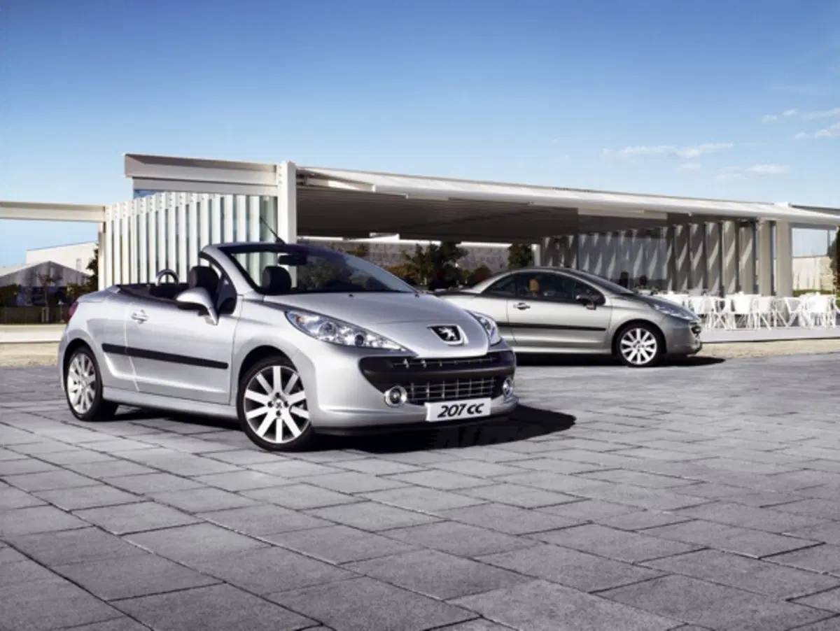 Peugeot 207 CC (15)