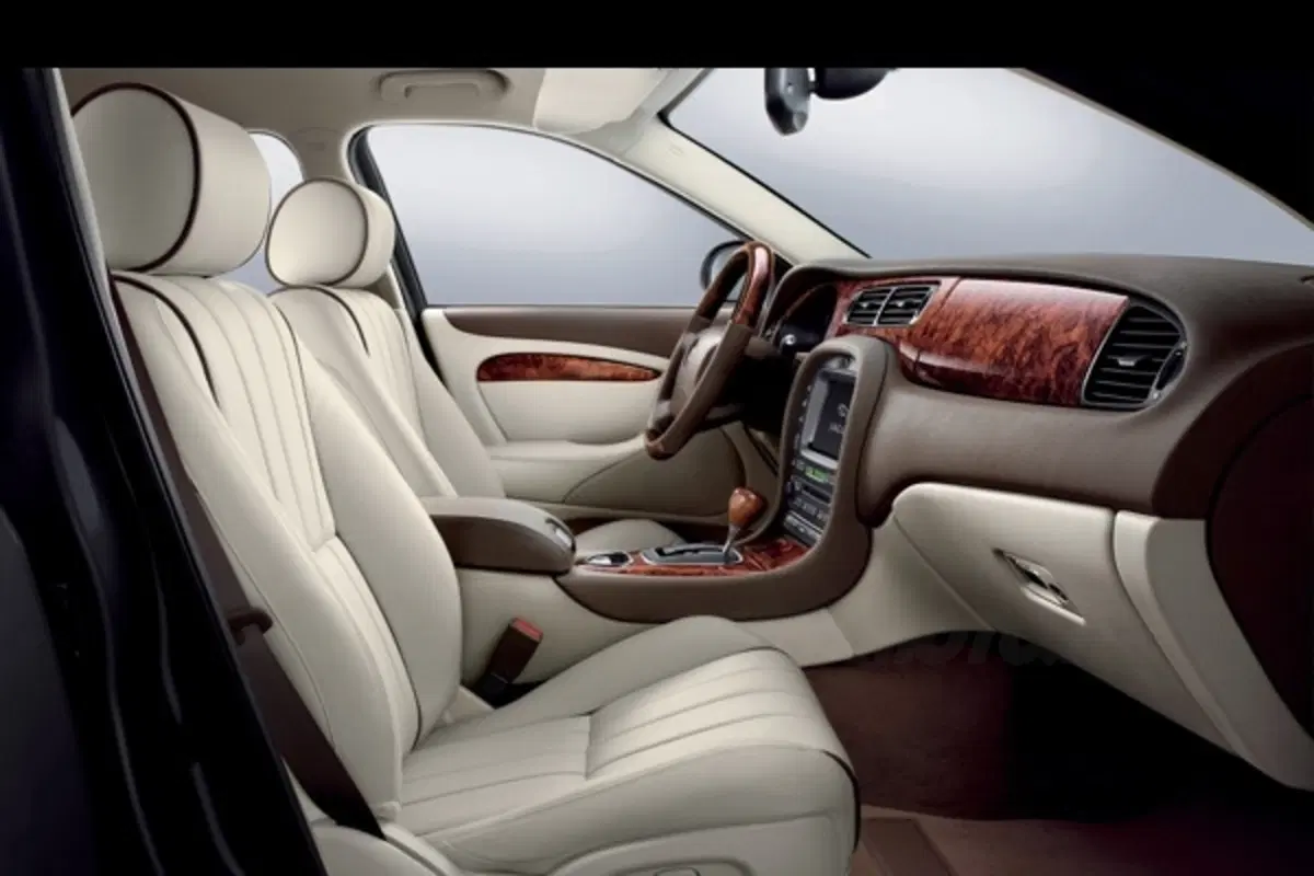 Jaguar S-Type restyling (5)