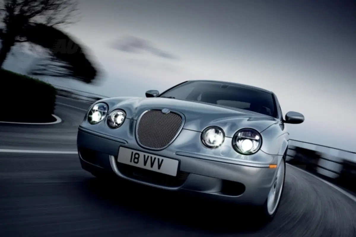 Jaguar S-Type restyling (15)