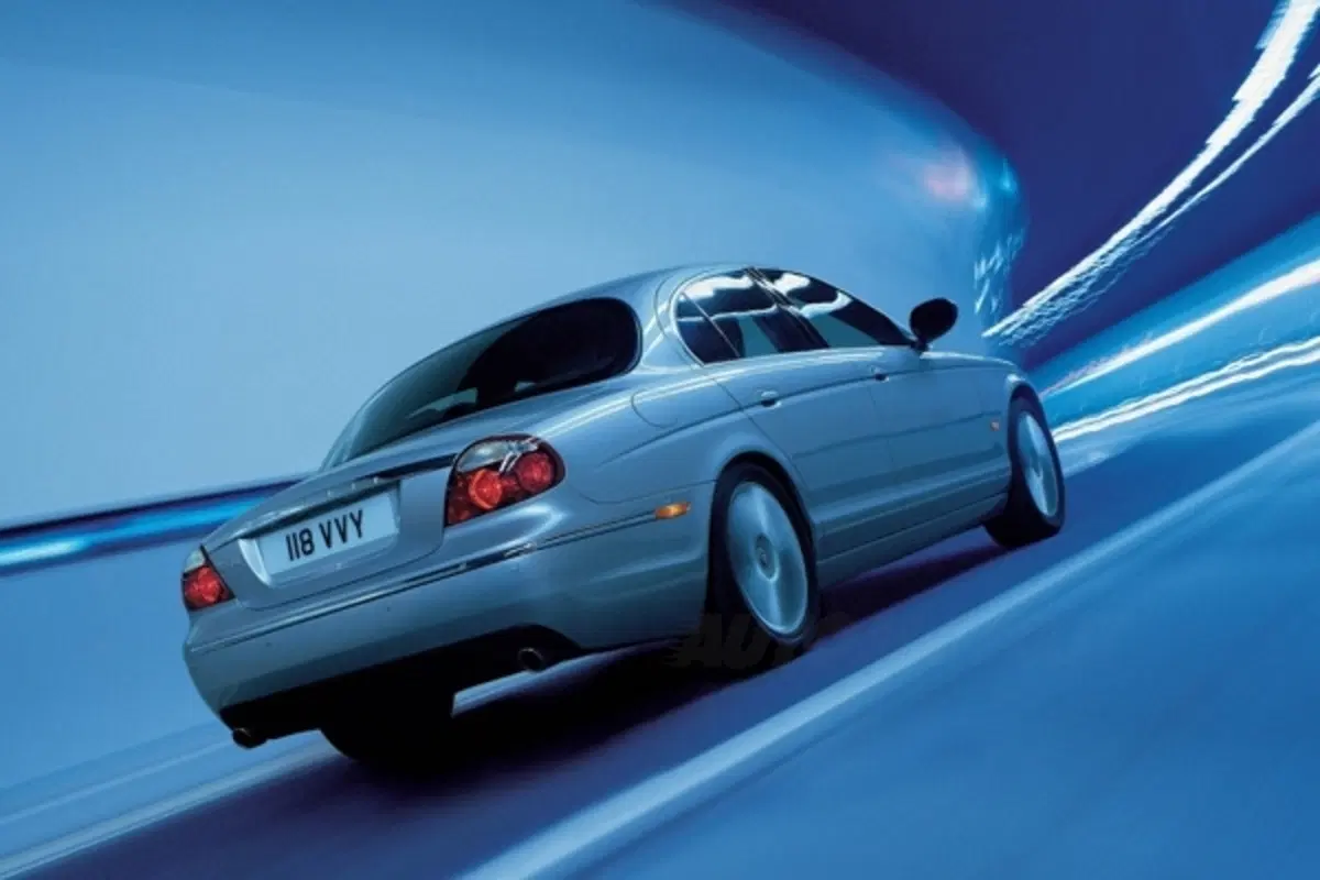 Jaguar S-Type restyling (16)