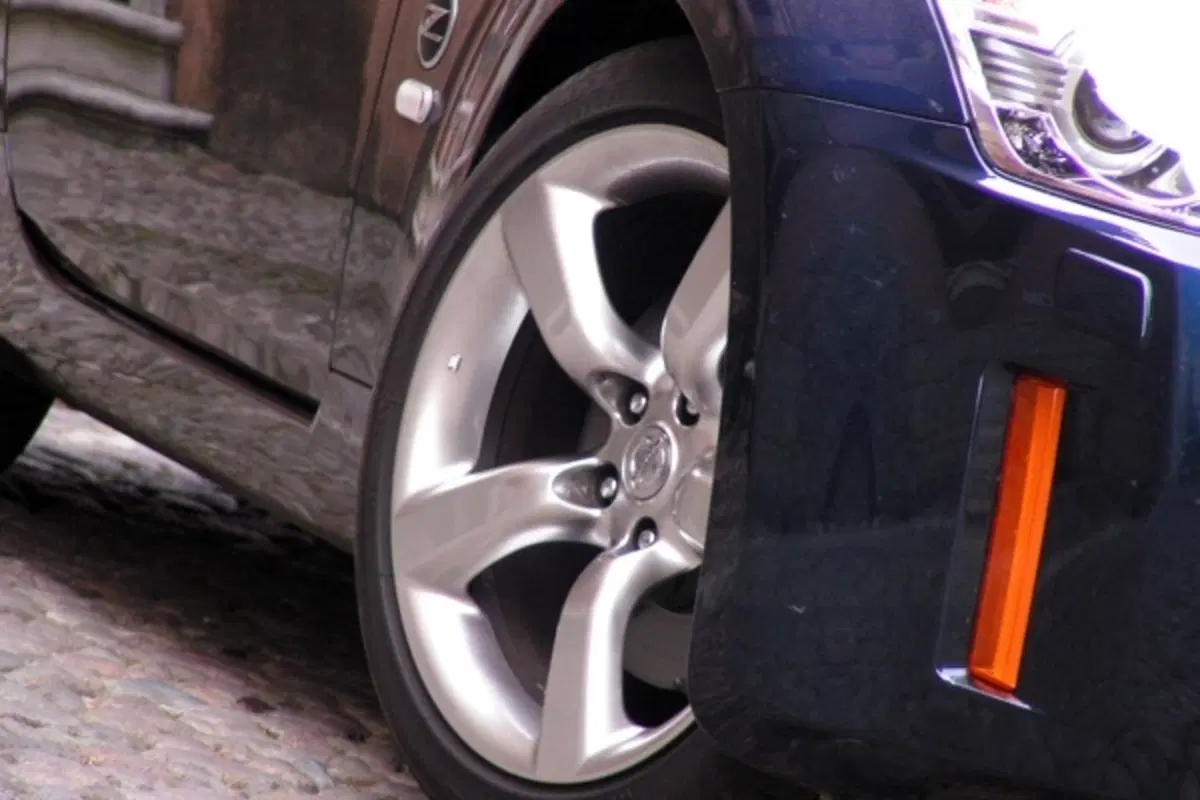 Nissan 350Z (7)