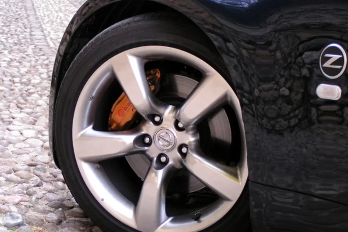 Nissan 350Z (10)